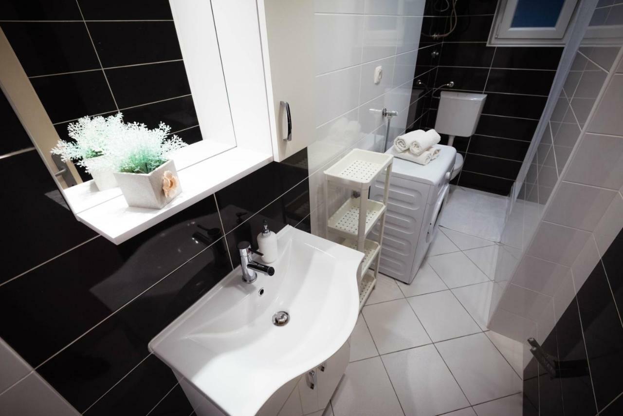 Apartments Nakic Šibenik Eksteriør bilde