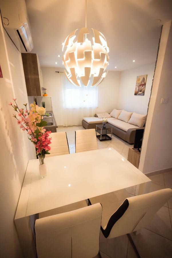 Apartments Nakic Šibenik Eksteriør bilde