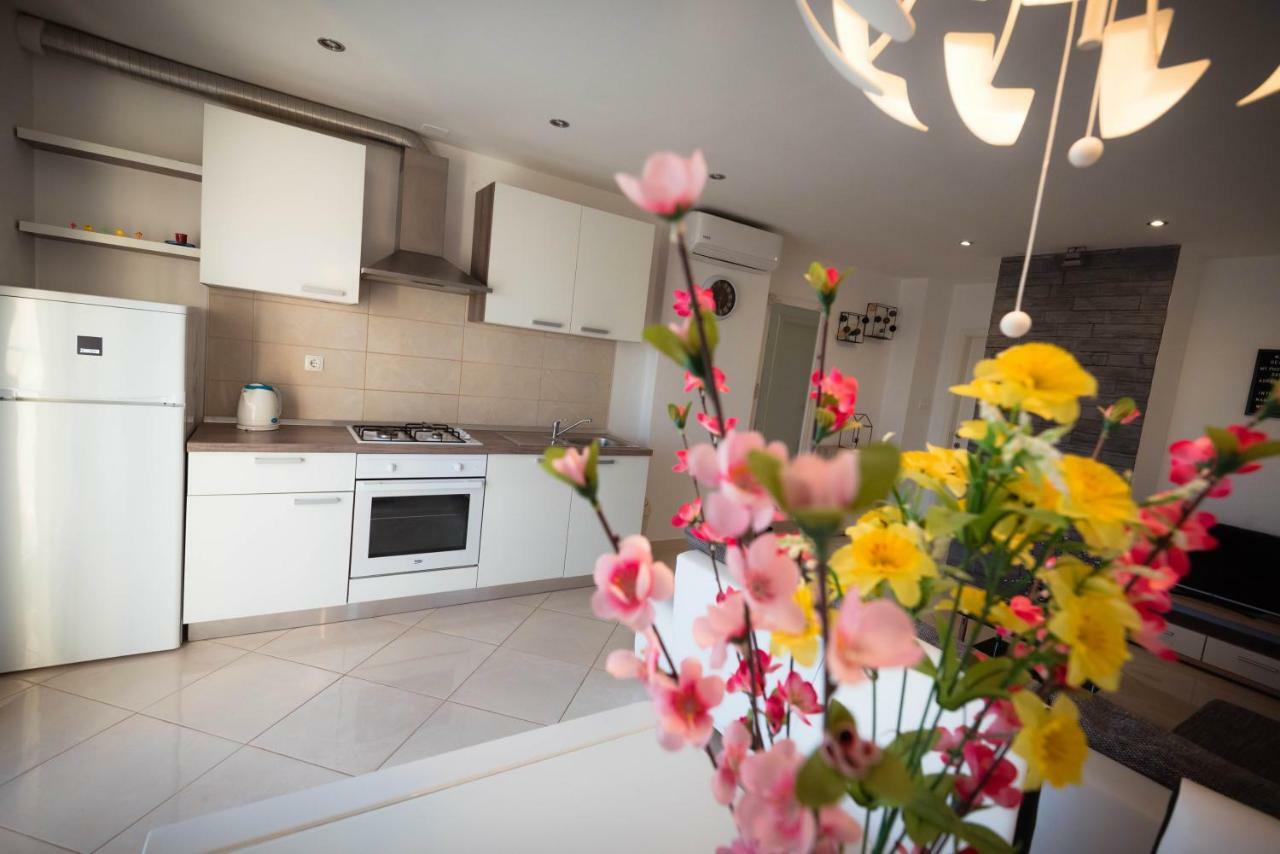 Apartments Nakic Šibenik Eksteriør bilde